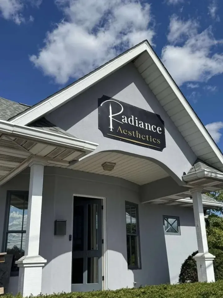 Radiance Aesthetics & IV Infusion Bar logo